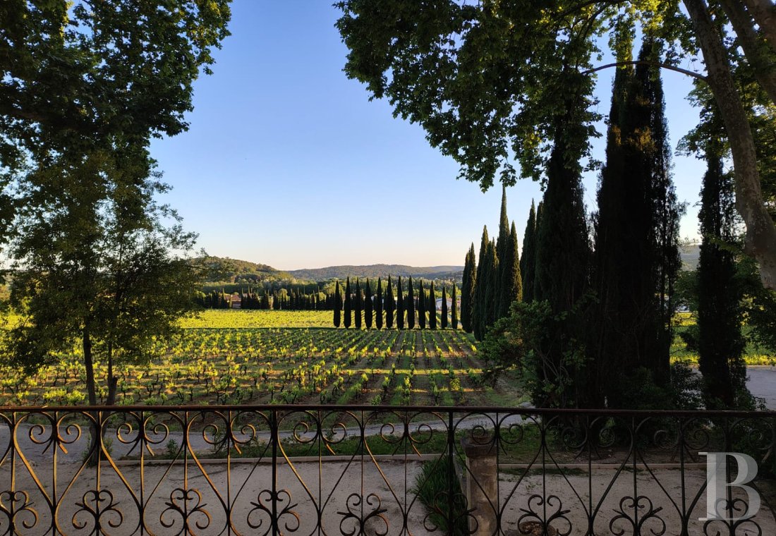 A 19th-century farmhouse surrounded by vineyards and forests between Cévennes and Provence, in the Gard Rhodanien - photo  n°27